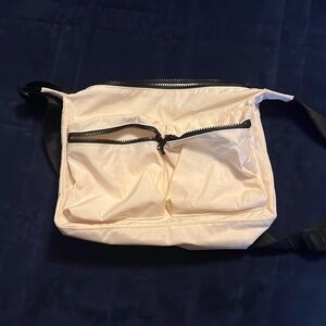 Baggu Medium Cargo Crossbody